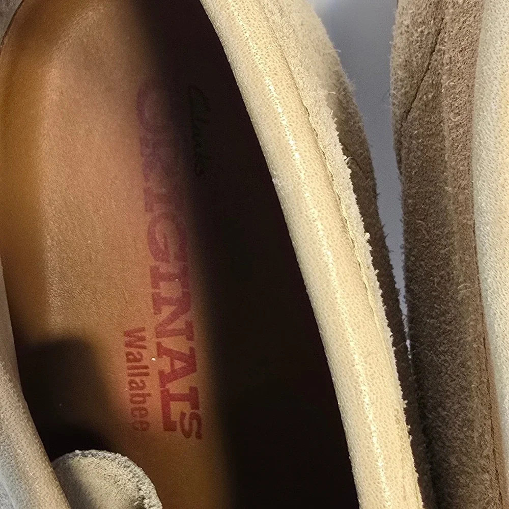 Clarks Originals Wallabee Boots Mens Sand Beige Suede Crepe Sole Chukka